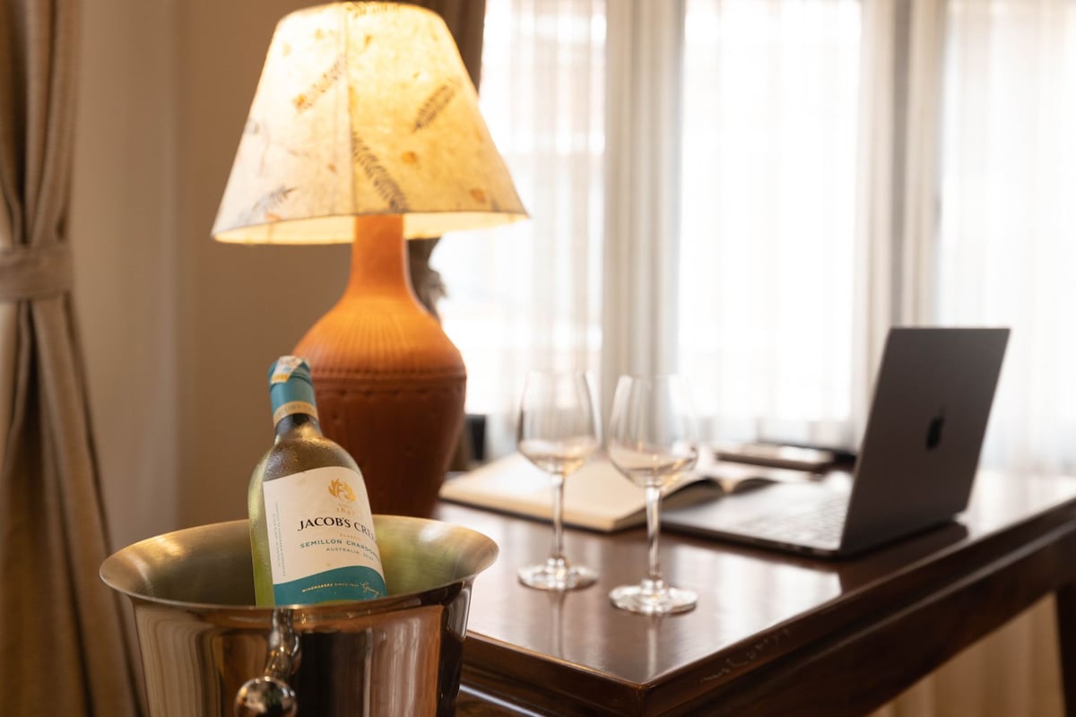 SUPER HOST | Balcony Twin/Double Bed & Breakfast! — photo