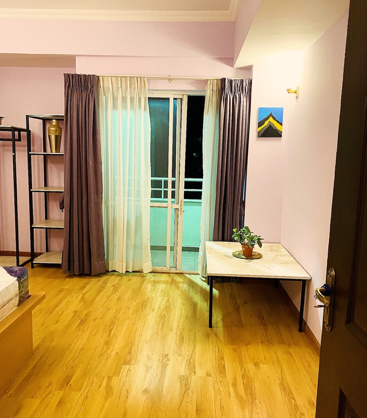 1 Room | private Balcony | Nature