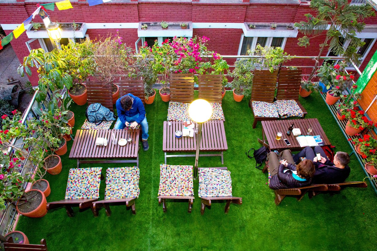 Shared 4 Bed Mixed Dorm Shangri-la Boutique Hotel — photo