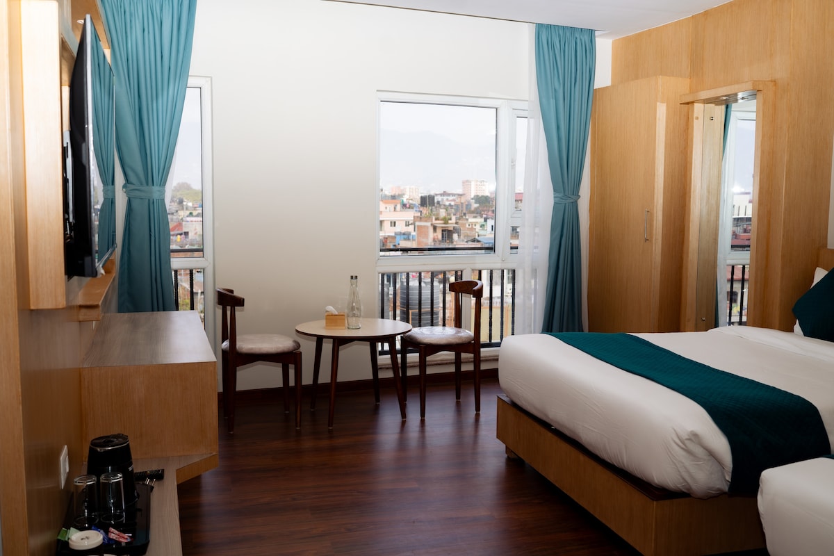 Premier Family Room - Marlo Hotels