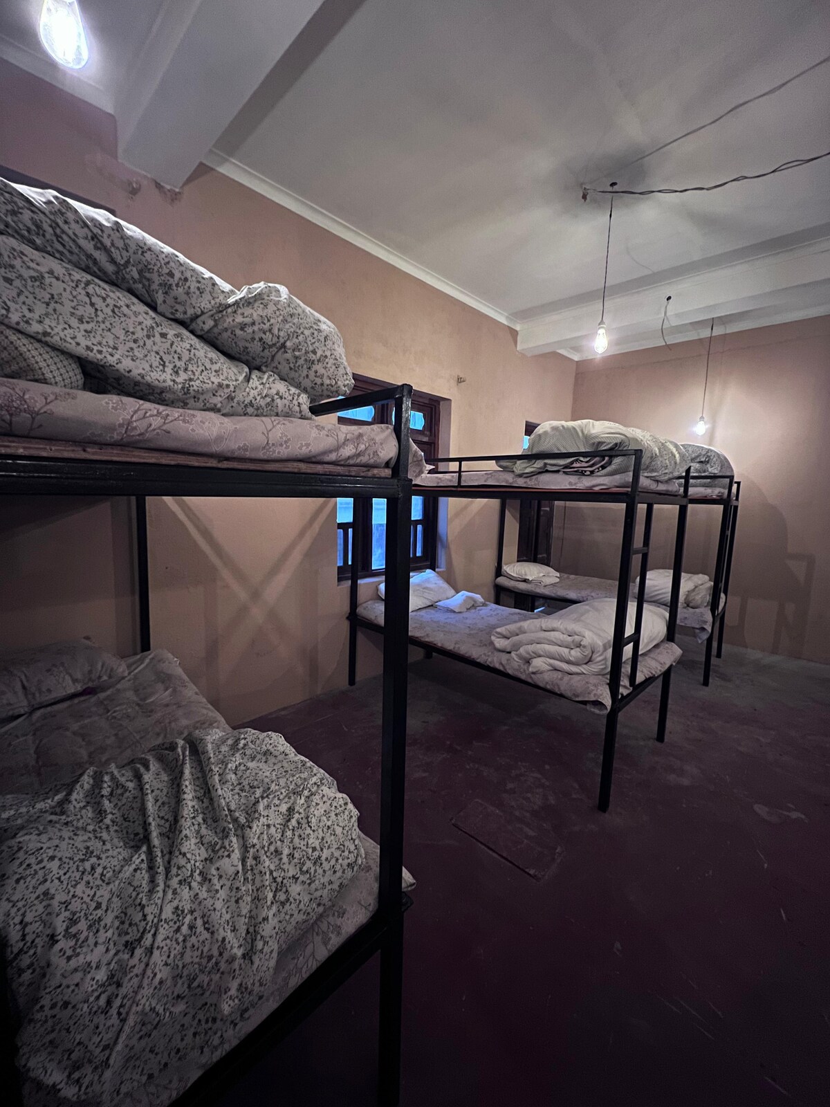 we are providing dormatry for bag packers.