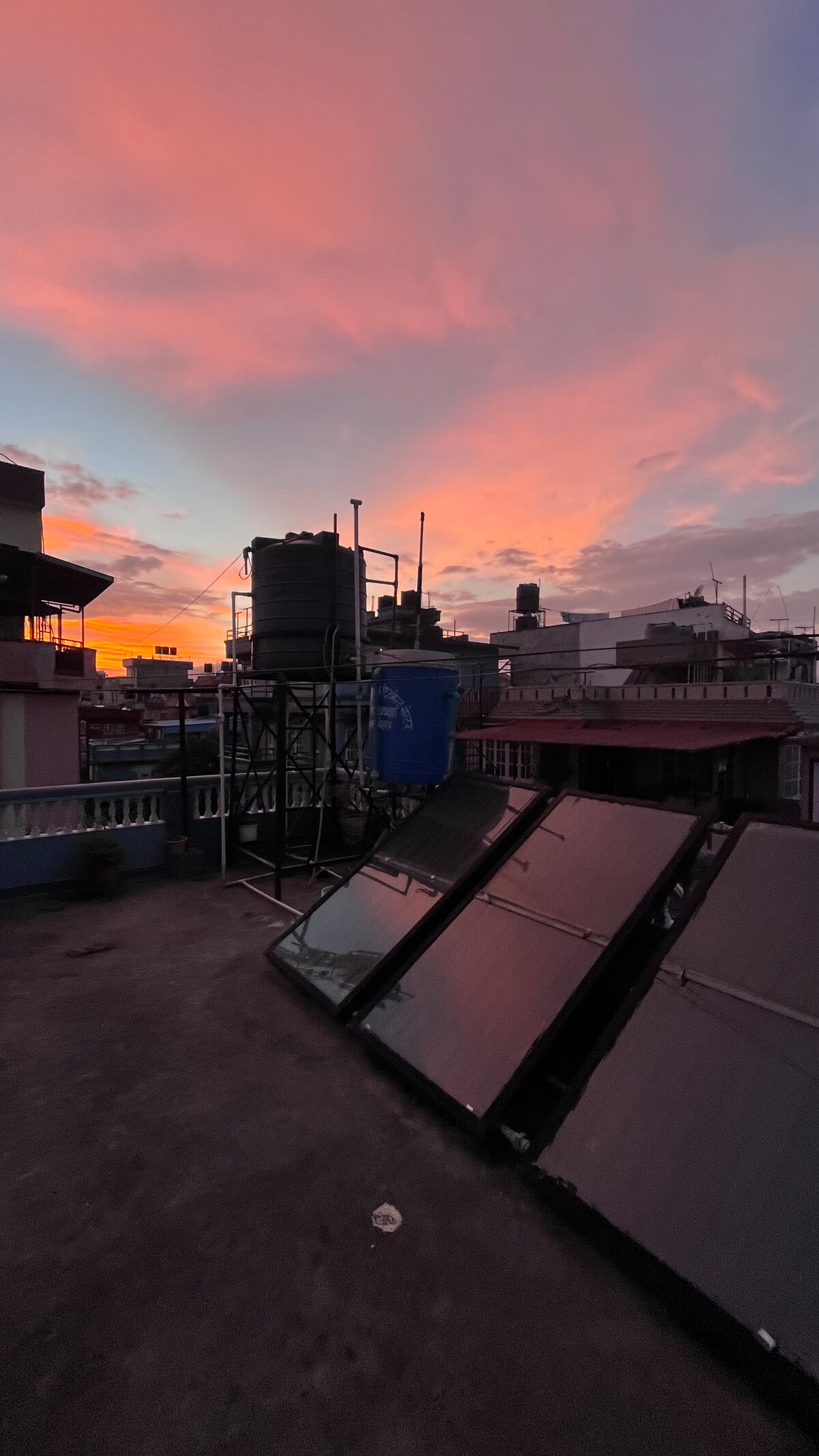 Quiet Cozy Apartment near Airport |Family Friendly — photo