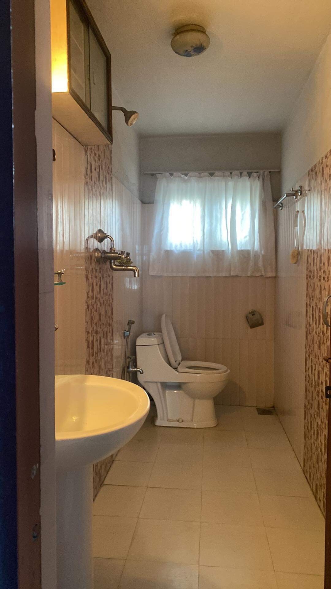 Quiet Cozy Apartment near Airport |Family Friendly — photo