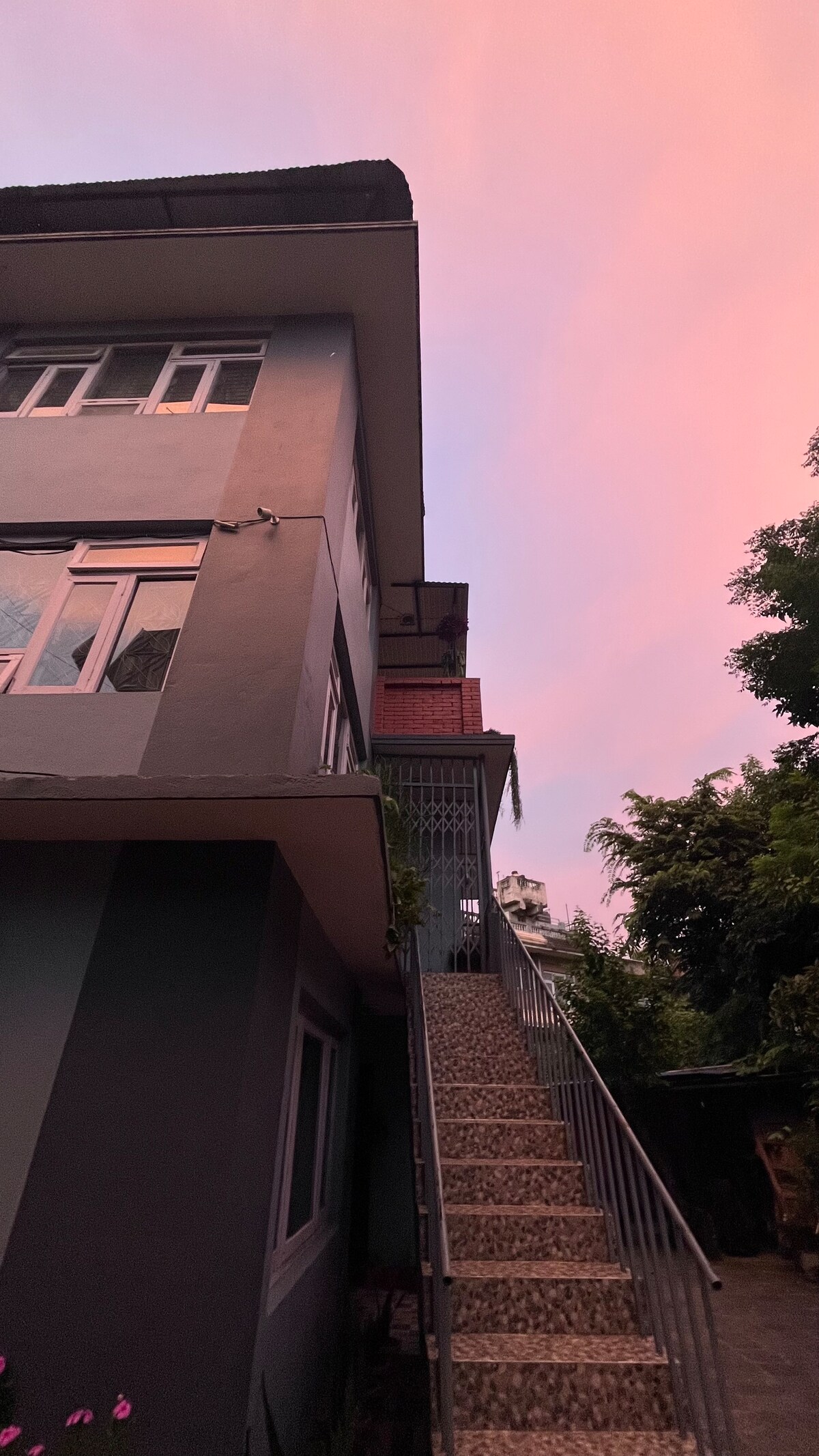 Quiet Cozy Apartment near Airport |Family Friendly — photo