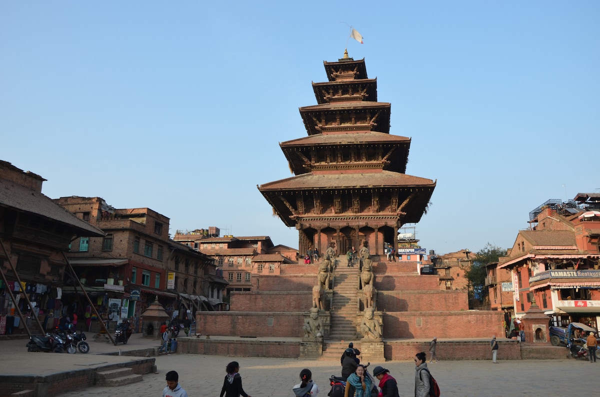 Cozy room near Hanuman Ghat and Taomadhi Square — photo
