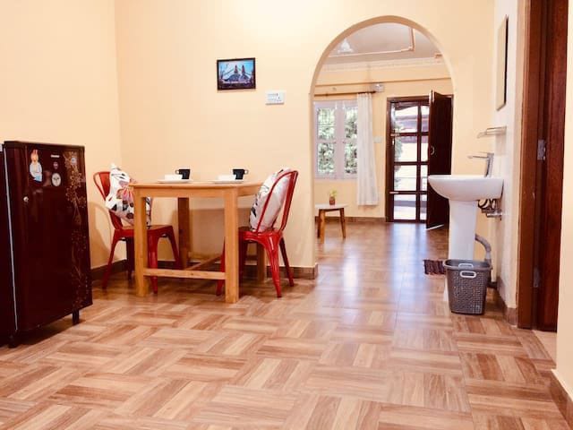 Sunny walkup near the fewa lake