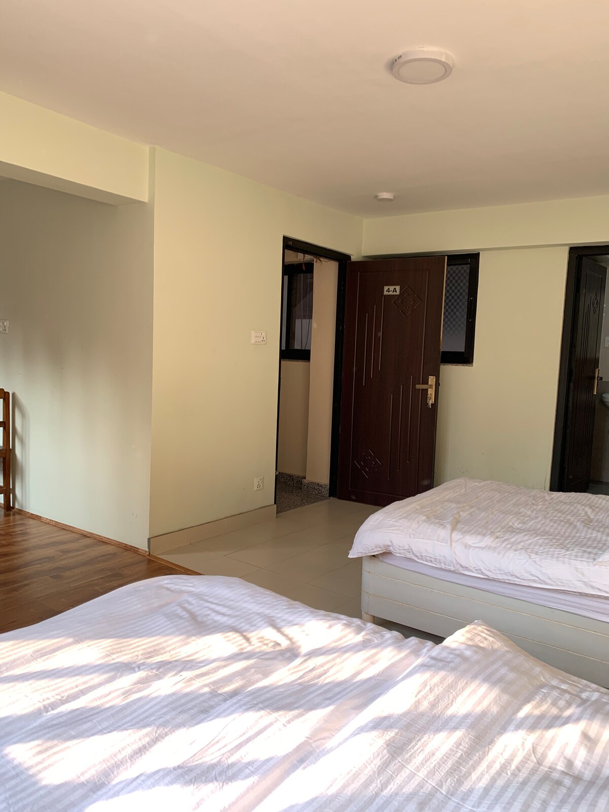 Twin Bed Spacious Room — photo