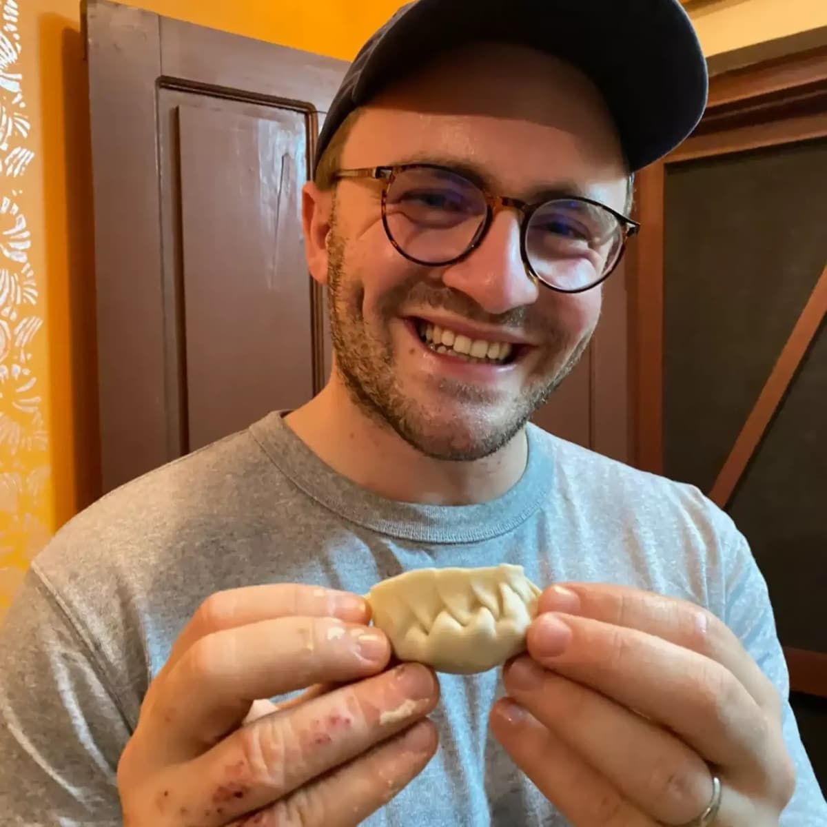 Lavish Room w/ homely feel at Hotel Diplomat — photo