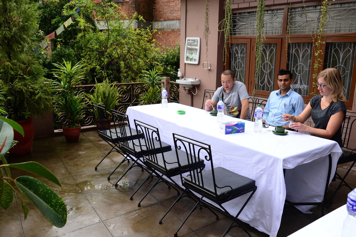 Hotel Green Horizon Deluxe King Bed (2Pax) — photo