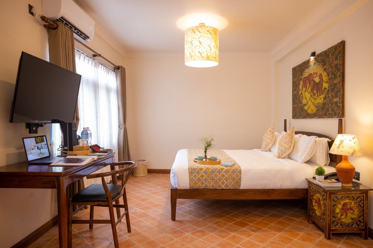 SUPER HOST | Large Tibetan Suite Room & Breakfast! — photo