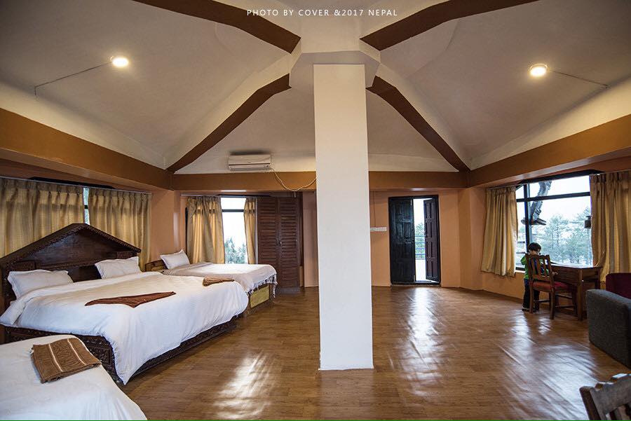 Top floored room with panoramic view — photo