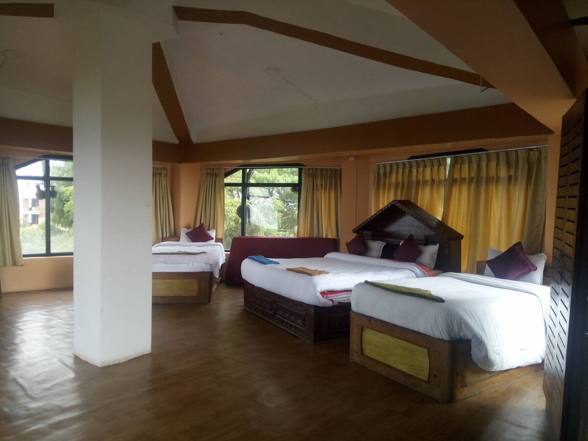 Top floored room with panoramic view — photo