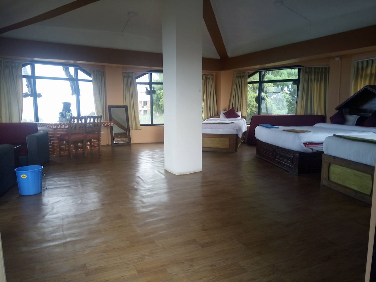 Top floored room with panoramic view — photo