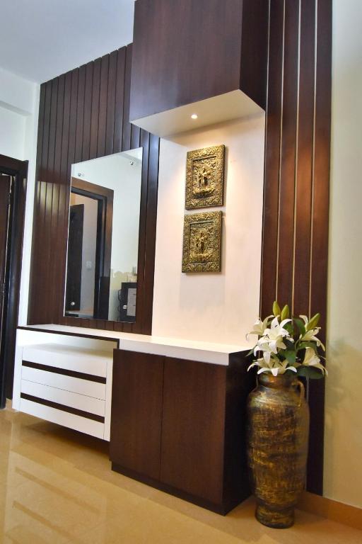 1 bedroom service apartment in Lazimpat — photo