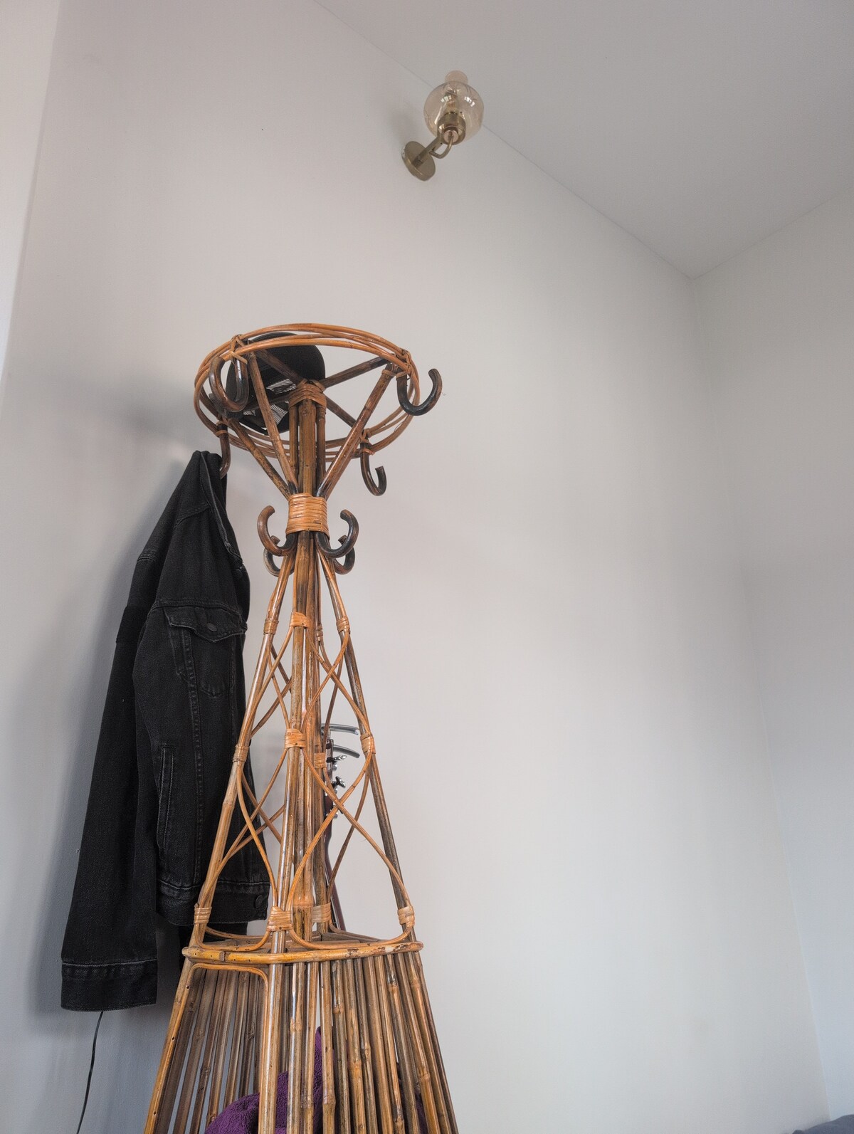 Quiet rooftop room with a view — photo