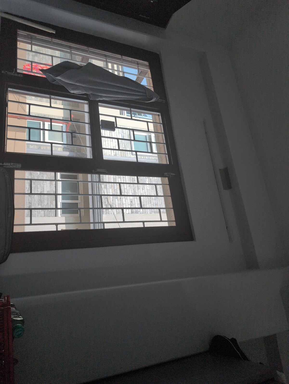 Quiet rooftop room with a view — photo