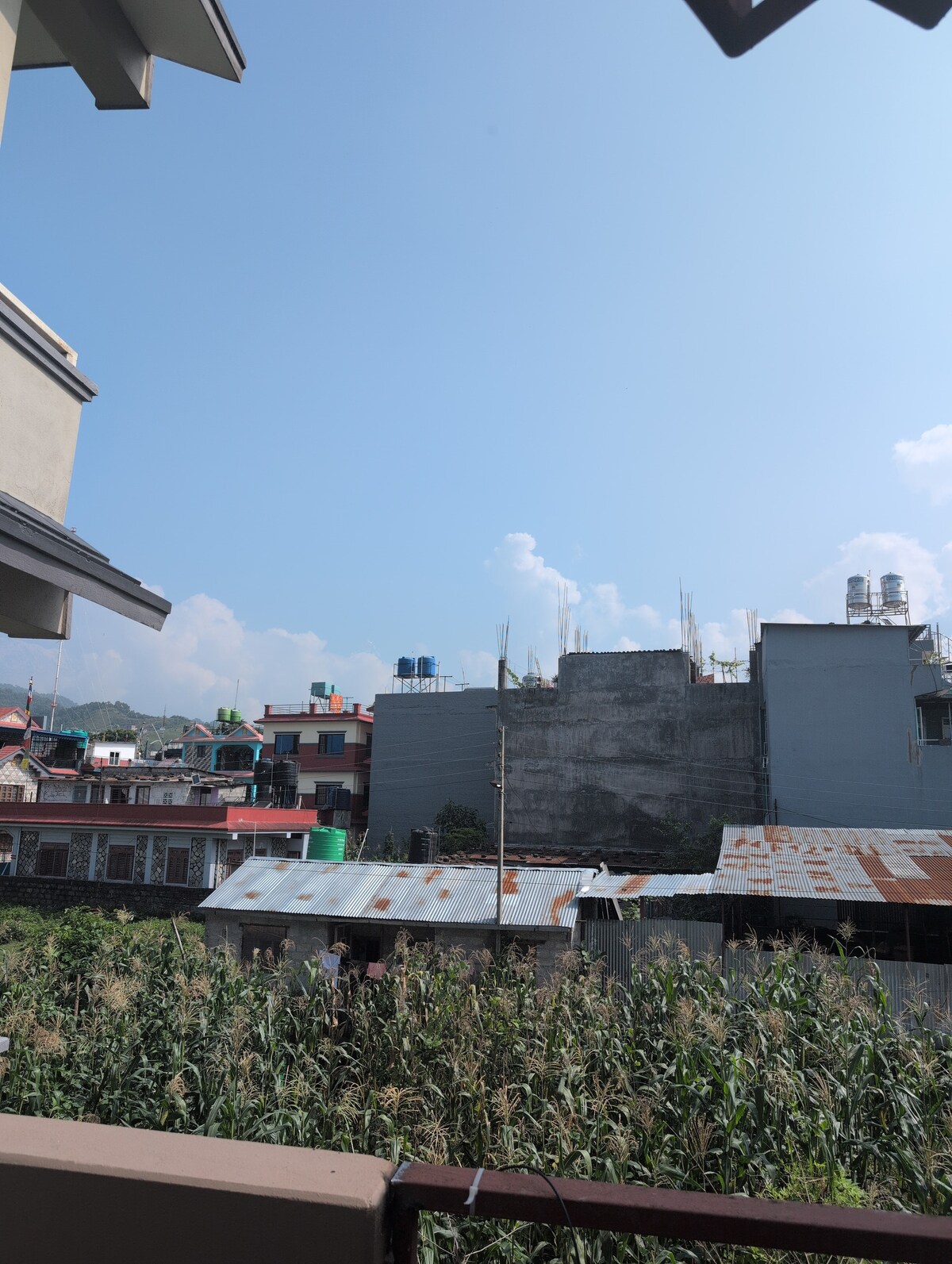 Quiet rooftop room with a view — photo