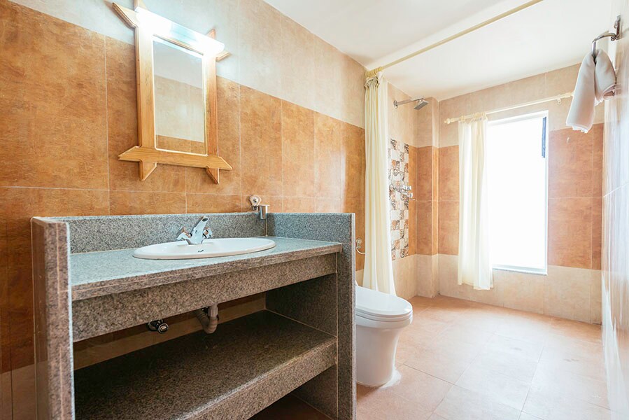 Tristar Hotel — photo