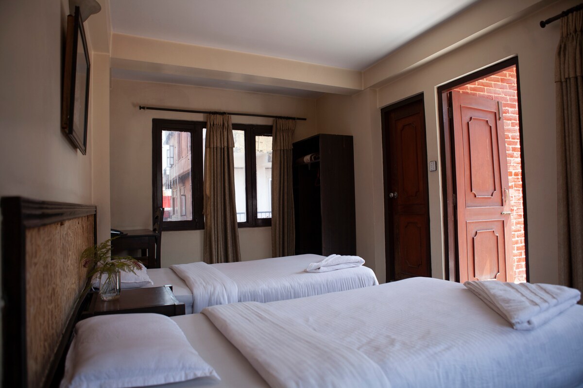 Urban Twin Standard (balcony) — photo