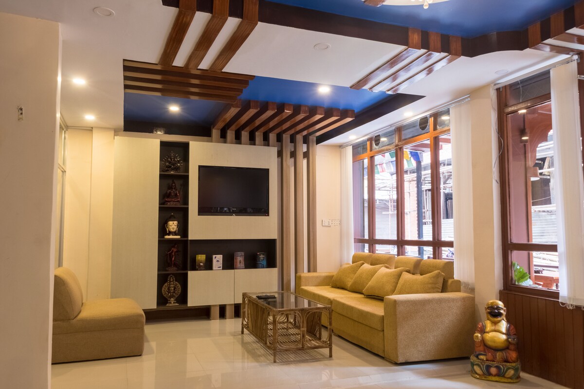 Welcome! to Hotel Buddha Land