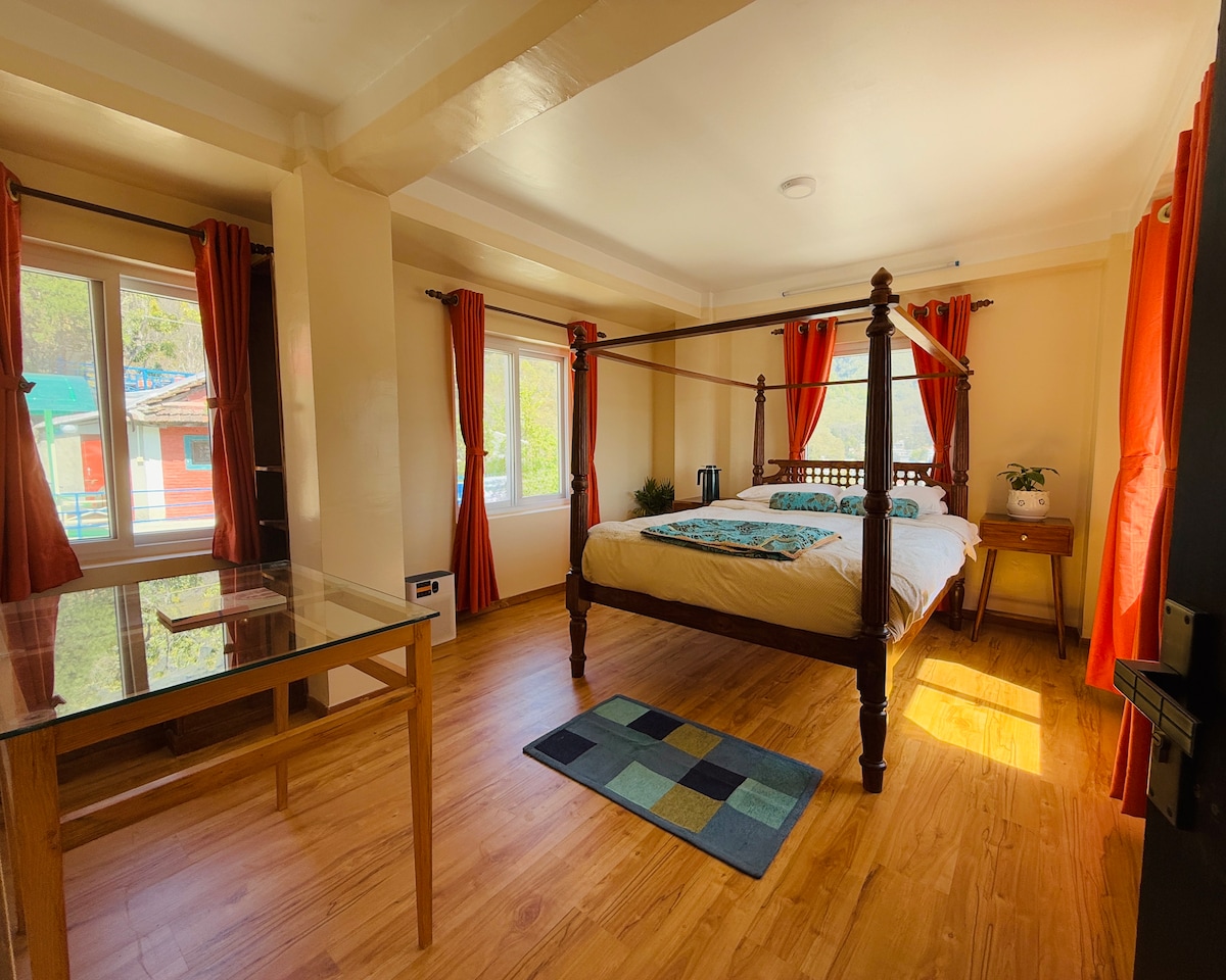 Views, Clean Air & Waffles