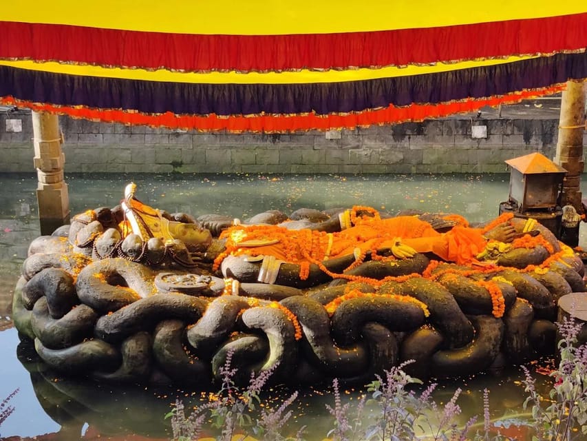 Kathmandu: Budhanilkantha Temple Guided Tour with Transfer in Budhanilkantha