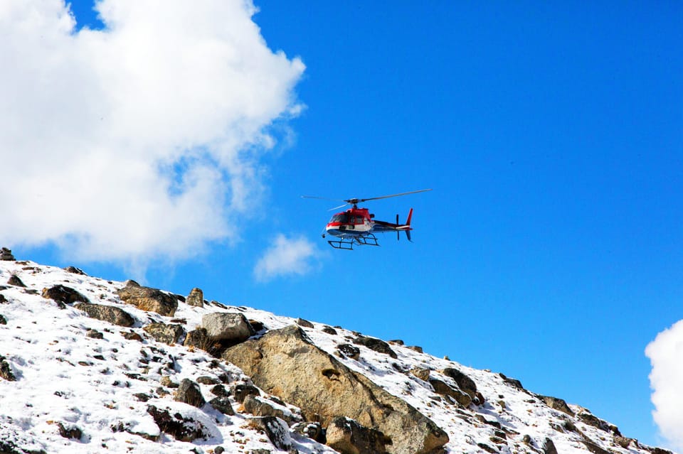 Kathmandu: Everest Base Camp Helicopter Tour with Landings
