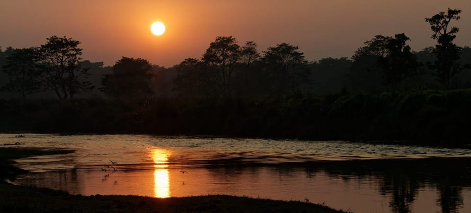 Kathmandu: 3 Day Chitwan Jungle Safari Tour Package