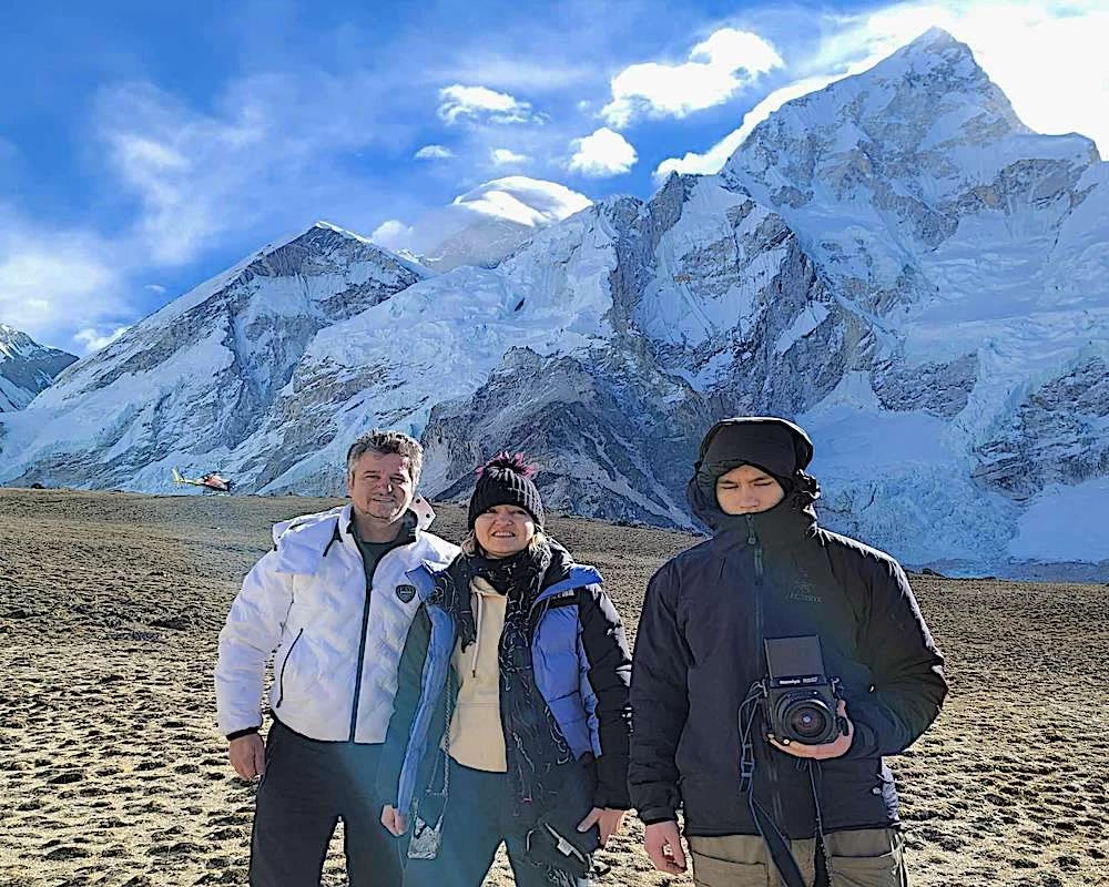 Experience the Spectacular Everest Base Camp Helicopter Tour