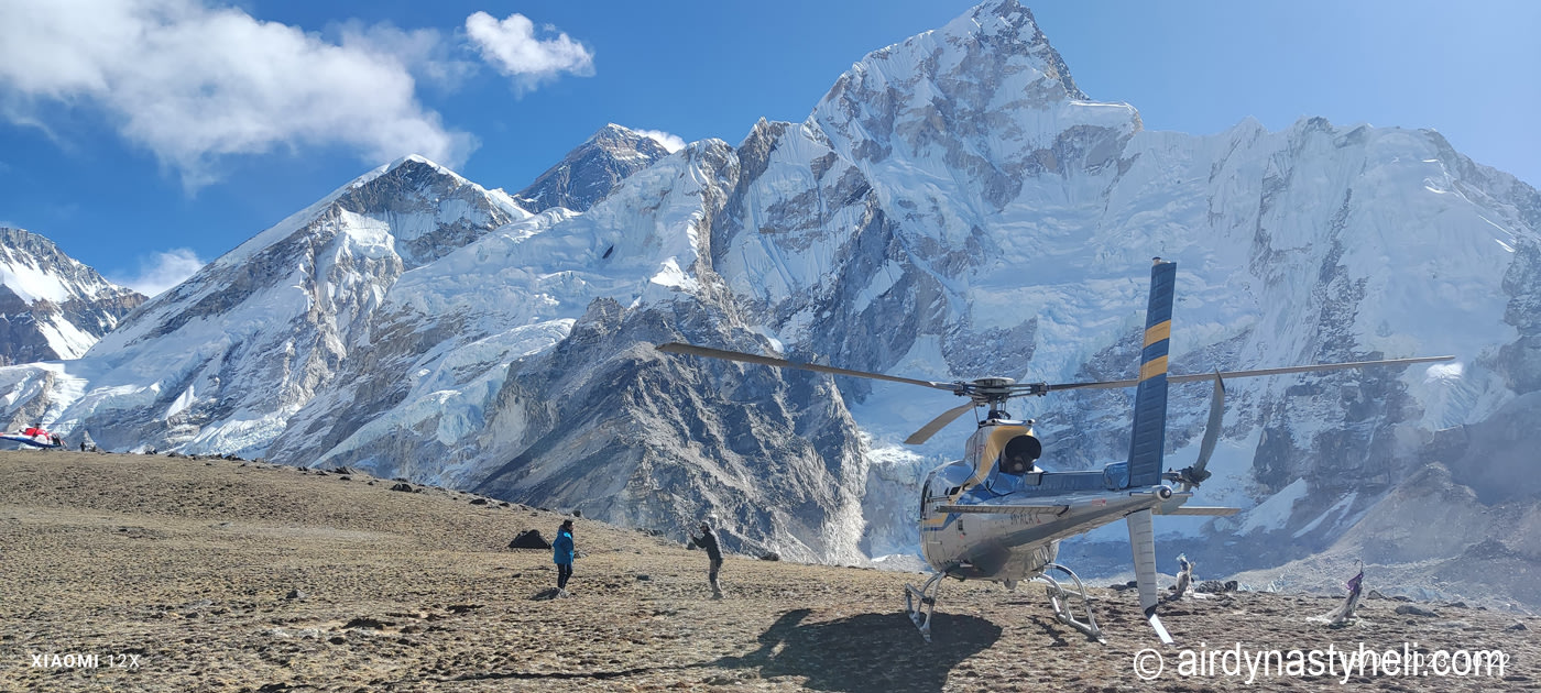 Experience the Spectacular Everest Base Camp Helicopter Tour photo 4