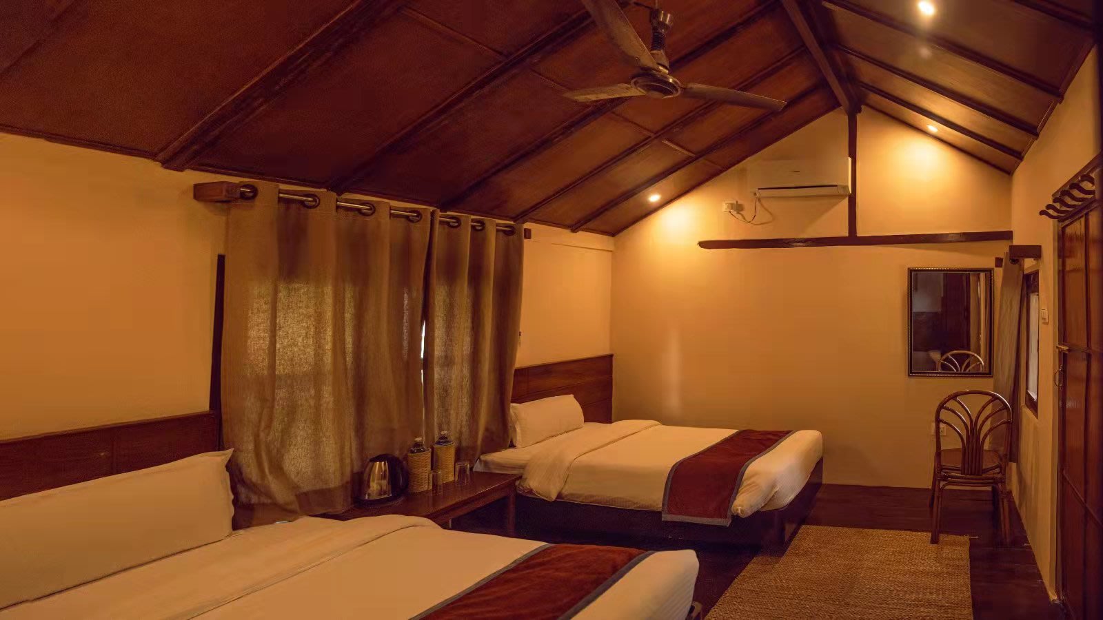 Kathmandu: Private 3 Days Chitwan Jungle Safari Tour photo 5