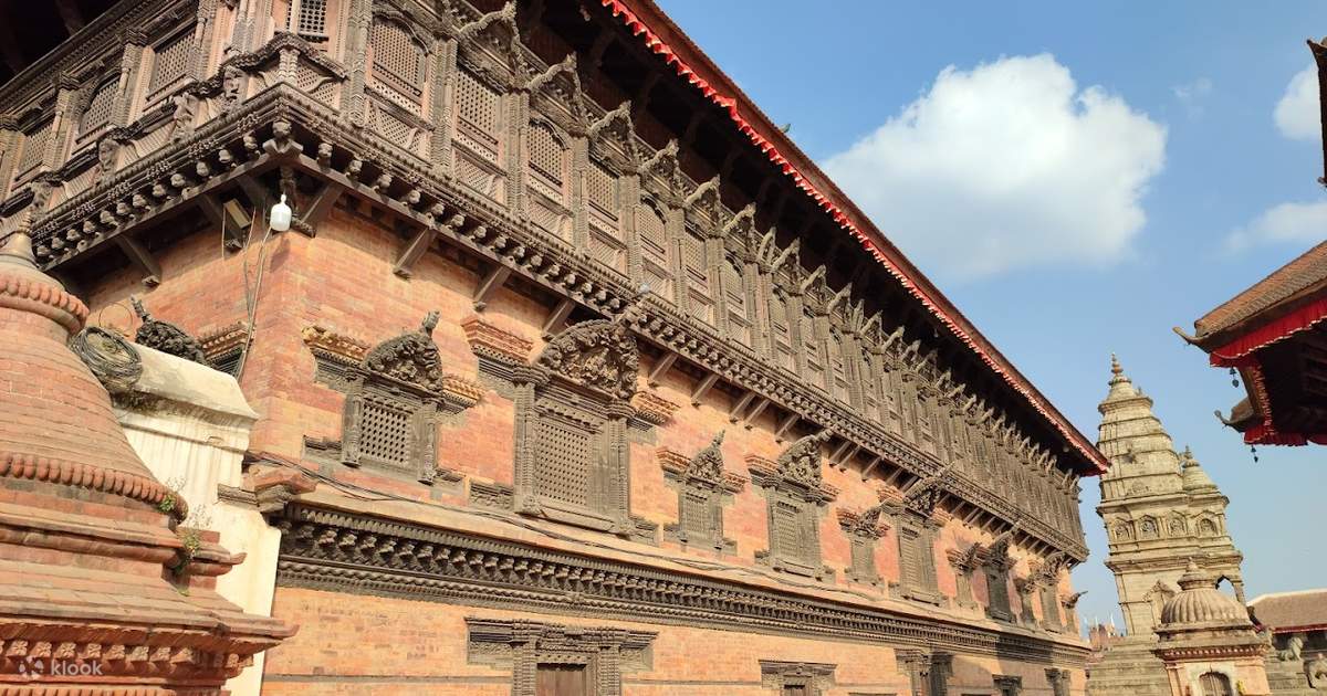 Patan and Bhaktapur Tour with Pottery (Clay) Experience in Bhaktapur — photo 3