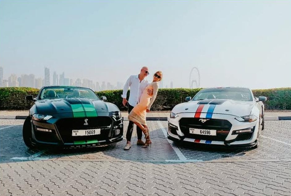 Dubai Cabrio City Tour in Open-Top Mustang or Camaro photo 3