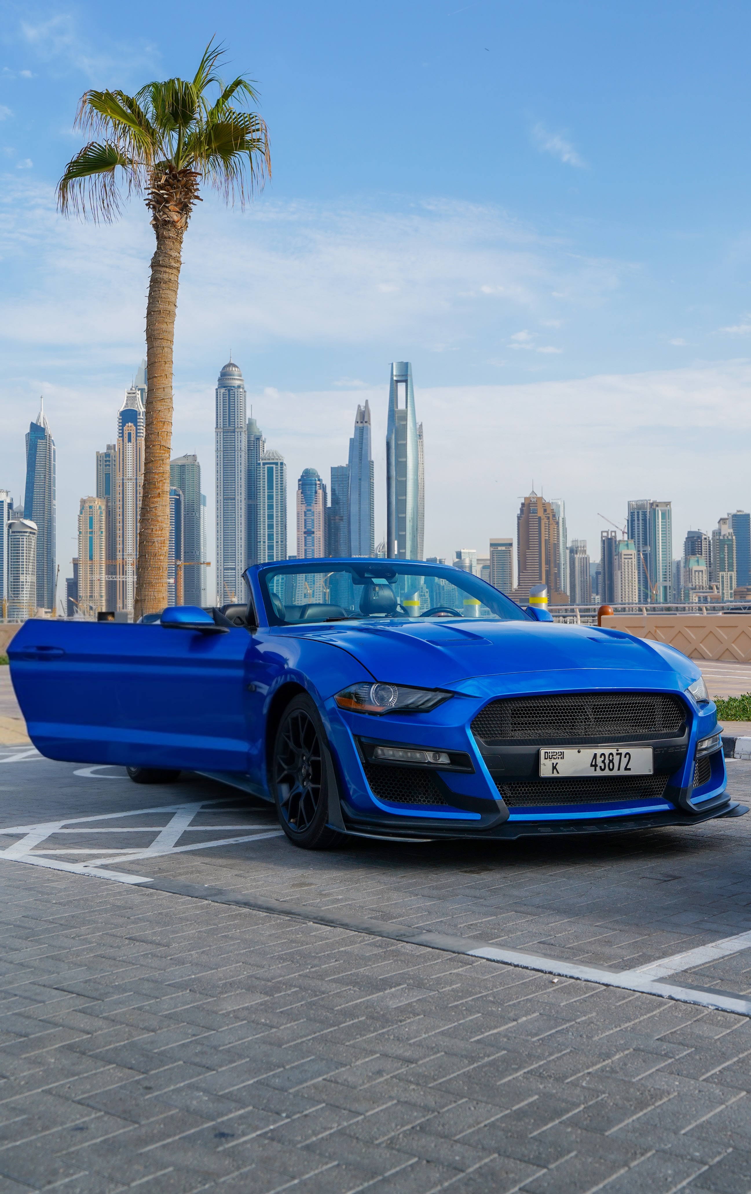 Dubai Cabrio City Tour in Open-Top Mustang or Camaro photo 5
