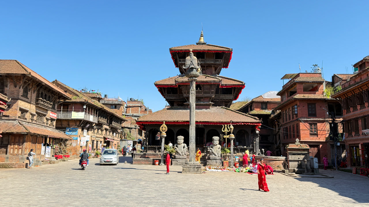 Nagarkot, Bhaktapur & Patan Full-Day Private Tour photo 2