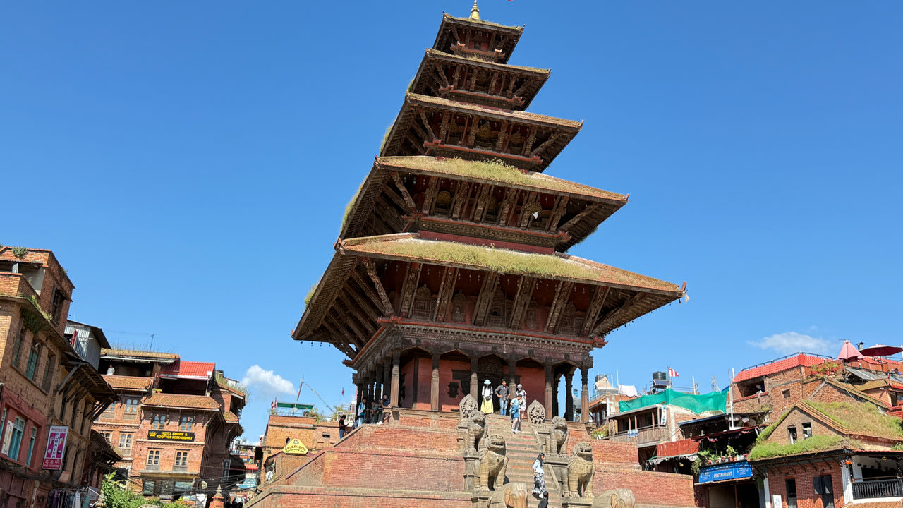 Nagarkot, Bhaktapur & Patan Full-Day Private Tour photo 5