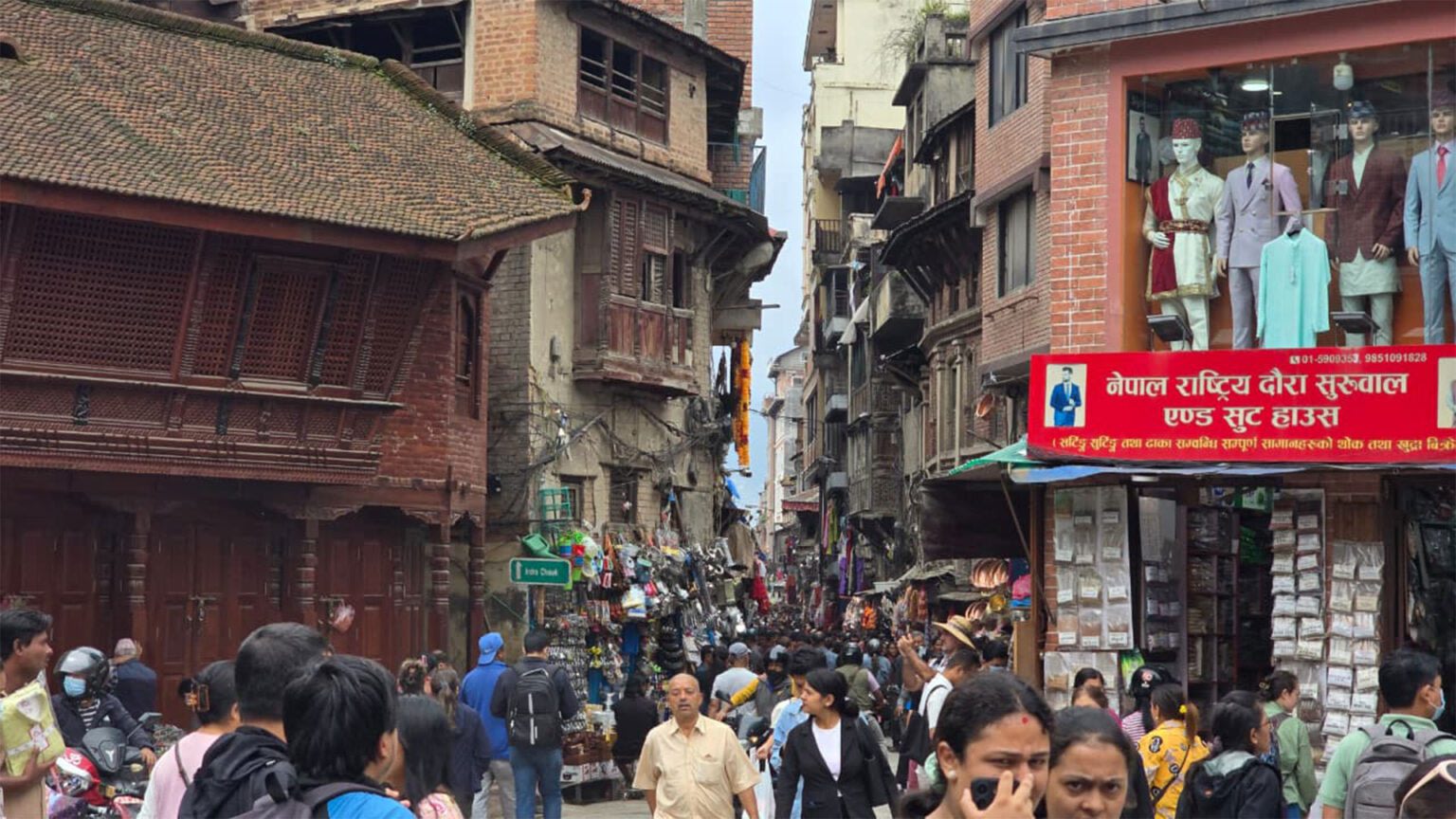 Kathmandu Ason Market & Kumari Ghar Half-Day Cultural Tour — photo 2