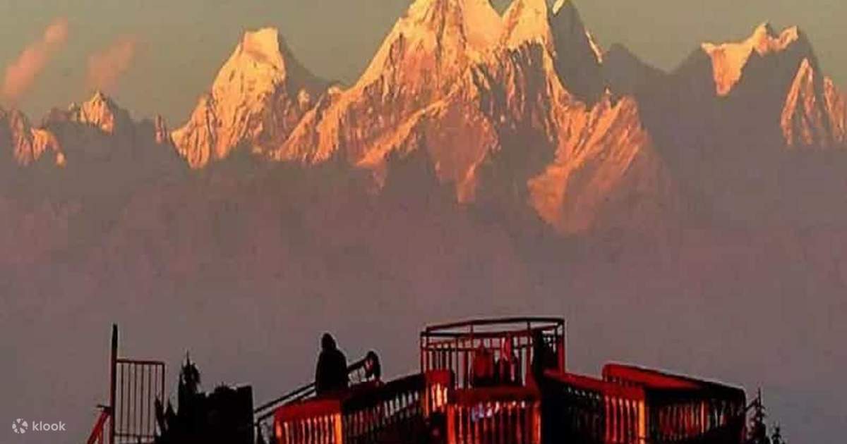 Nagarkot Sunrise and Hike Tour from Kathmandu to Changu Naraya photo 4