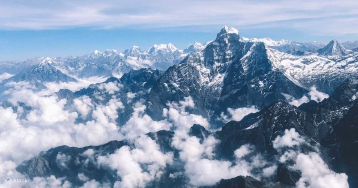 Everest Mountain Flight from Kathmandu — photo 4